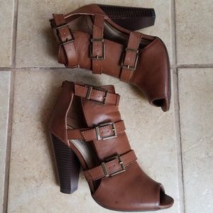 ✔Giving Away in 4 Weeks! Cognac Ankle Boots 7.5